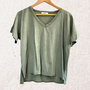 bundle 3 or more Tres Bien Green Boxy Short Sleeve T-Shirt